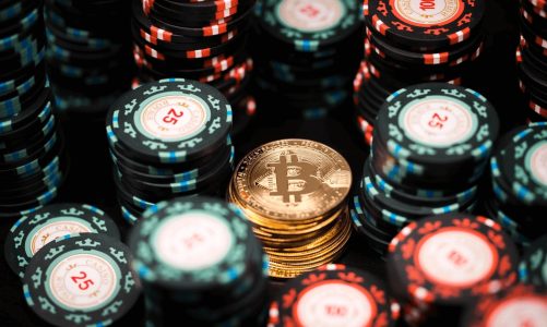 Why are the odds in online lottery clearly displayed for every game?